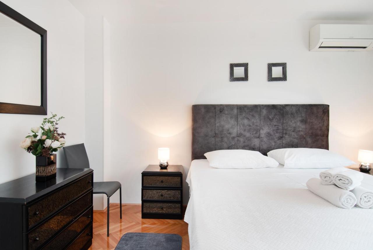 Rooms&Apartments Zelux Spalato Esterno foto